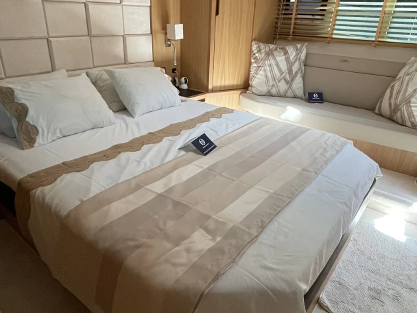 Hire a Galeon GALEON 485 HTS Athens