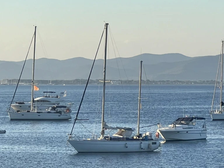 Hire Sailboat Mallard with a boat licence
