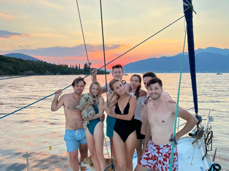 Sailboat to hire Tivat at the best price