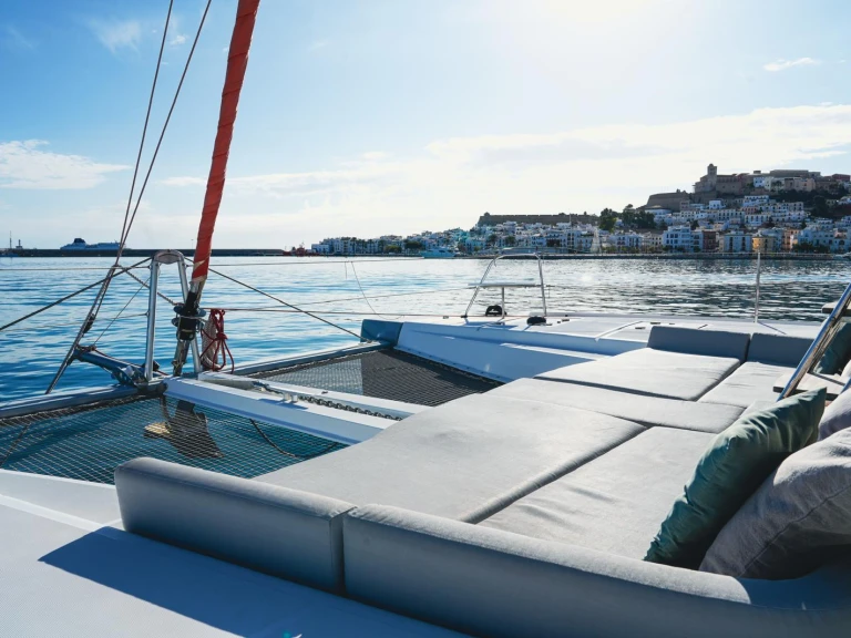 Catamaran to hire Es Jondal at the best price