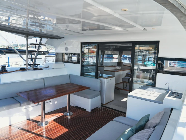 Yacht charter Es Jondal - Excess Excess 15 on SamBoat