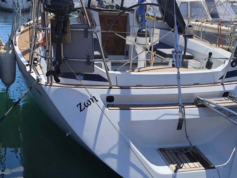 Grand Soleil Grand Soleil 37 Race charter bareboat or skippered in  Athens