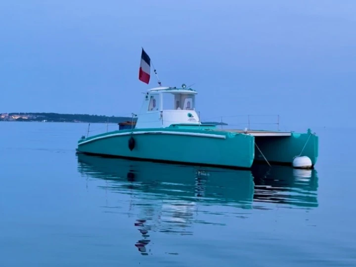 Hire Catamaran with or without skipper autre Marseille