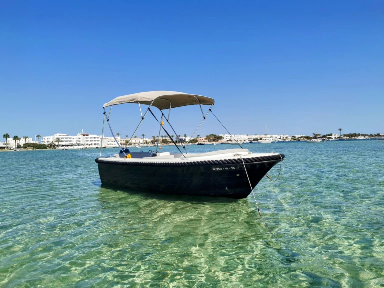 Hire Motorboat with or without skipper MARRIOM La Savina