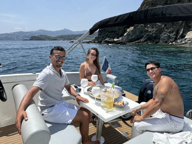 Motorboat to hire Argelès-sur-Mer at the best price