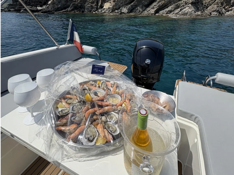 Motorboat hire in Argelès-sur-Mer - Nuva Nuva M6 Open