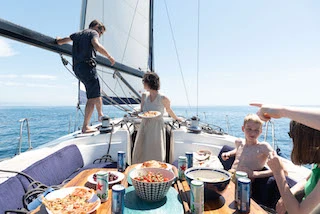 Hire a Bavaria Bavaria 49 Barcelona