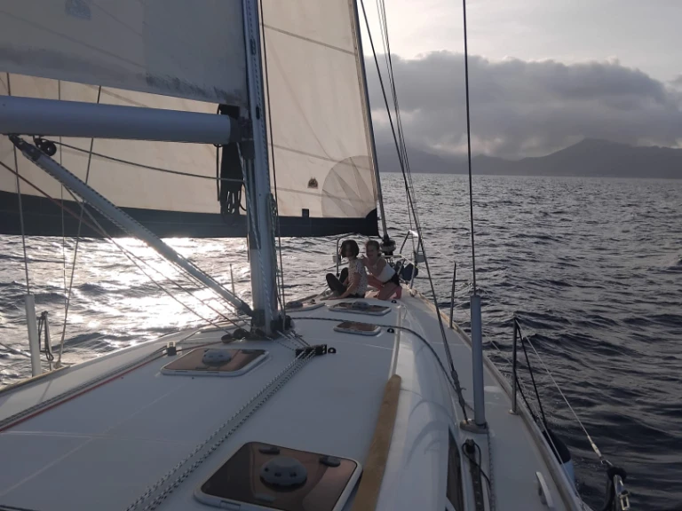 Yacht hire Puerto de Pollensa cheap Sun Odyssey 44i