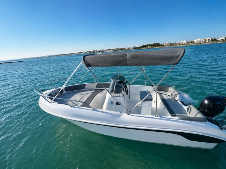 Motorboat hire in Porto Cesareo - Albatros Open 5.65