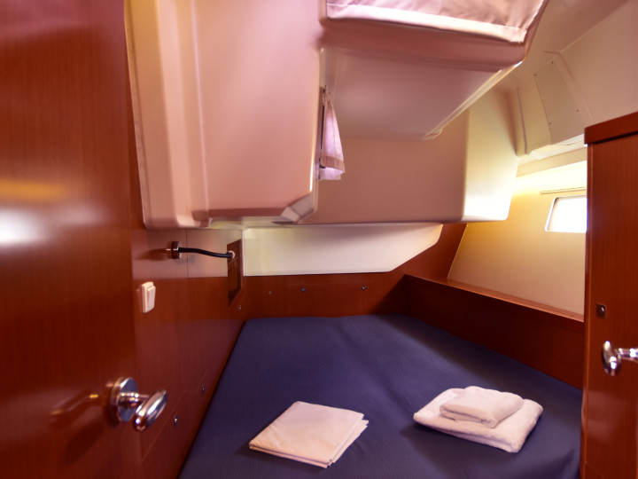 Yacht charter Lefkáda - Bénéteau Oceanis 45 on SamBoat