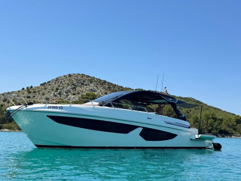 Yacht charter Murter-Kornati -  FIM 440 Regina on SamBoat