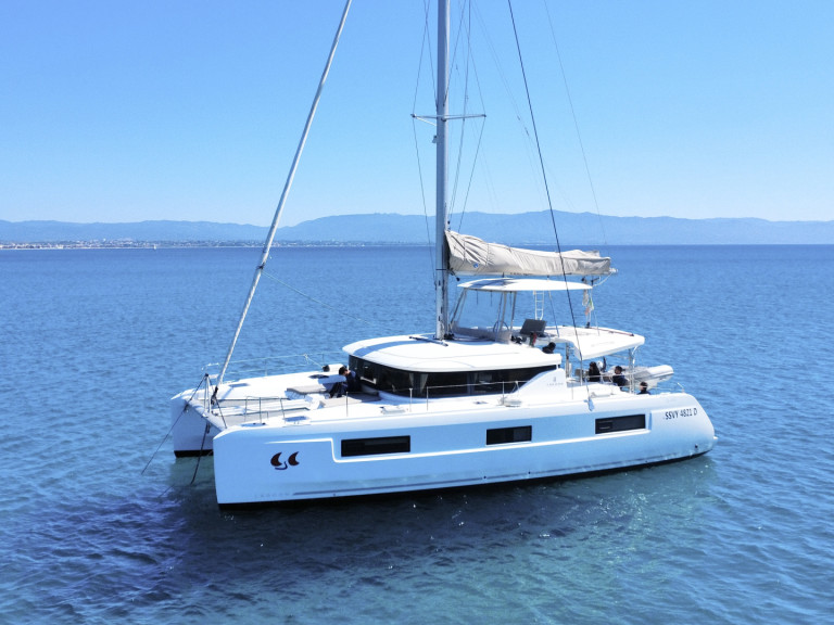 Catamaran to hire Cagliari at the best price
