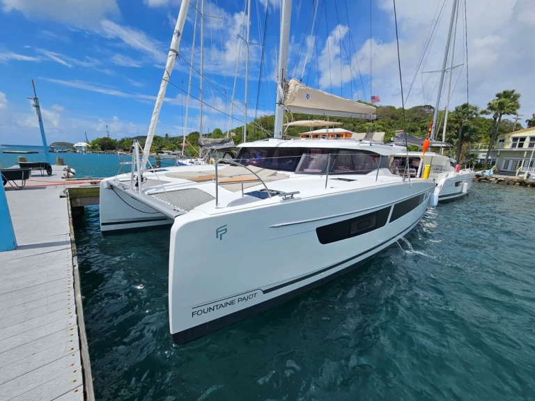 Catamaran hire in Frenchtown - Fountaine Pajot Fountaine Pajot FP 41 Maesto 3 
