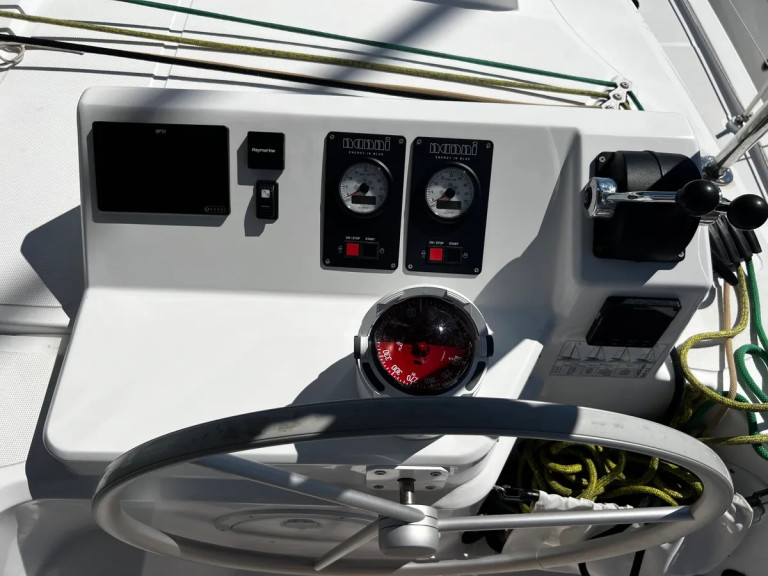 Catamaran hire in Préveza - Bali Bali Catspace Voile