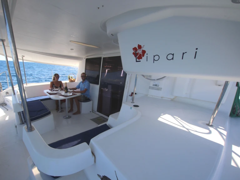 Yacht hire Madirokely cheap Lipari 41