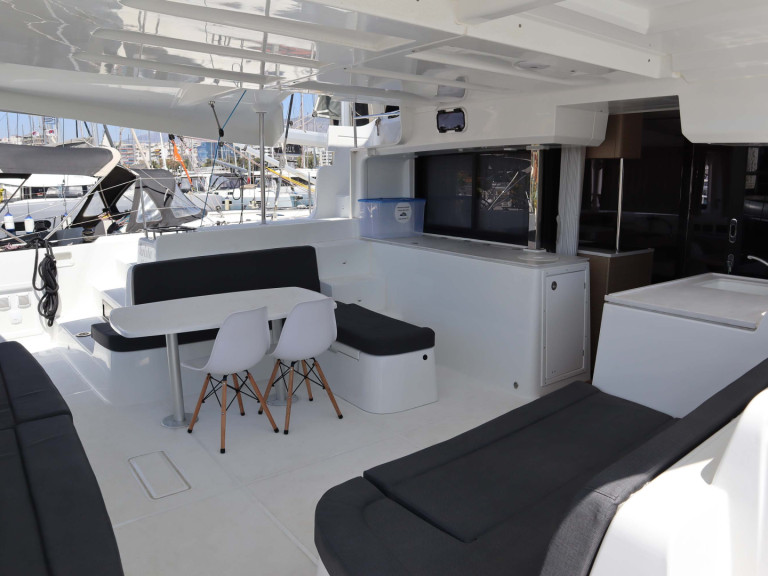 Charter a Lagoon Lagoon 46 in Alimos on Samboat