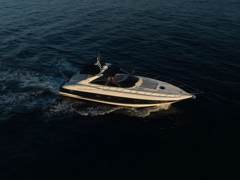 Luxury Yacht hire in San José del Cabo - Sunseeker Camargue 50