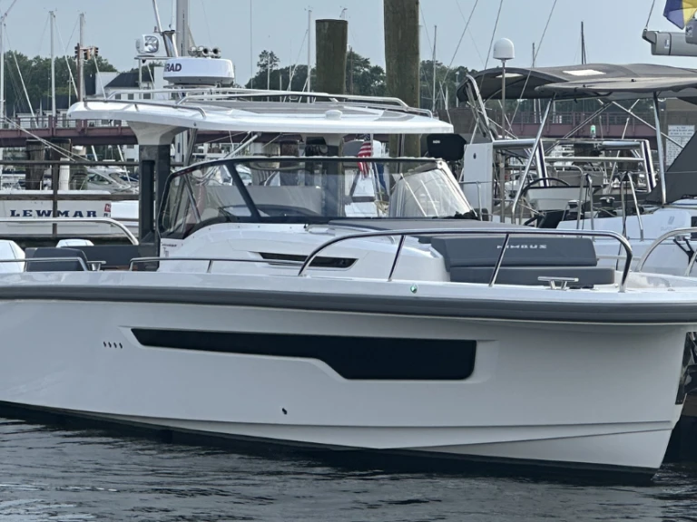Nimbus Group Nimbus T11 charter bareboat or skippered in  Annapolis