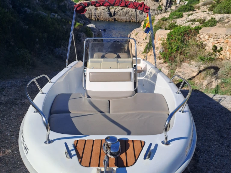 Motorboat to hire Ciutadella de Menorca at the best price