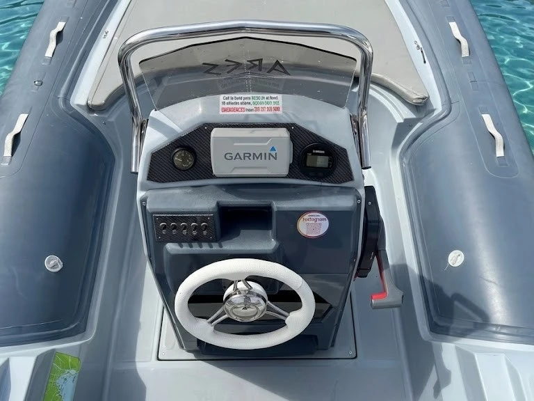 Yacht hire Alghero cheap Trimarchi 580