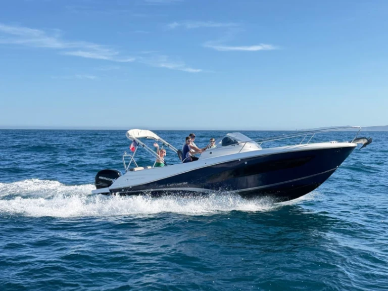 Yacht charter Empuriabrava - Jeanneau Cap Camarat 7.5 WA Serie 2 on SamBoat