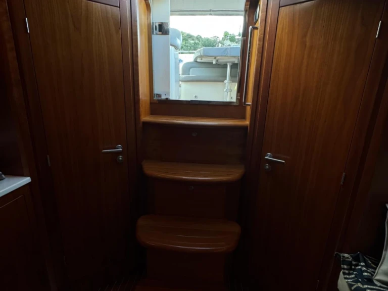 Charter a Raffaelli 42 in Naples on Samboat