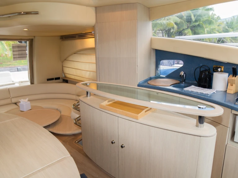 Hire Motorboat with or without skipper Azimut Mahé