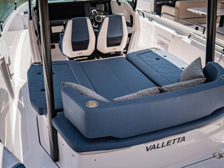 Hire Motorboat with or without skipper Axopar Saint Julian