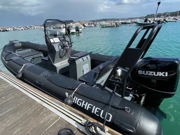 RIB hire in Fouesnant - Highfield Patrol 600