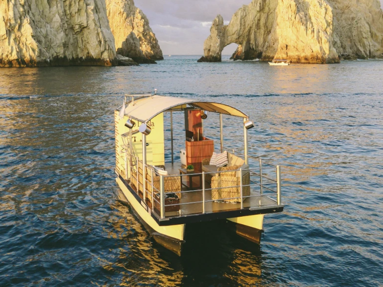 Charter a Custom Made 20 in Cabo San Lucas on Samboat