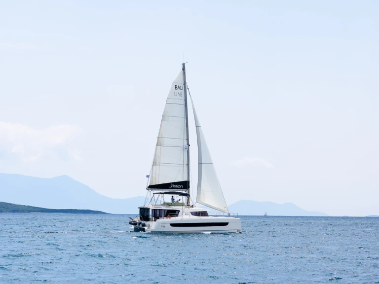 Catamaran hire in Lefkáda - Bali Bali 4.6