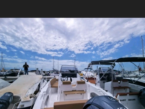 Charter a Nireus Nireus 620 cl in Altea on Samboat
