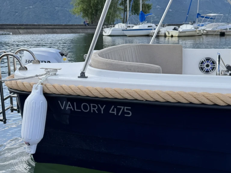Charter a Valory Valory Classic in Aix-les-Bains on Samboat