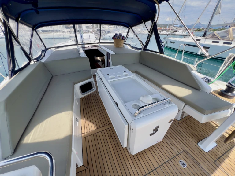 Yacht charter Seget Donji - Bénéteau Oceanis 51.1 on SamBoat