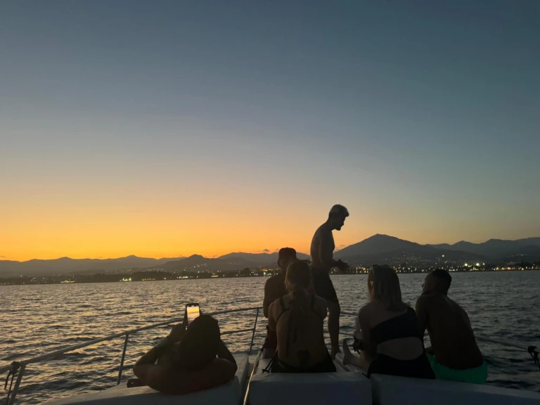 Motorboat to hire Marbella at the best price