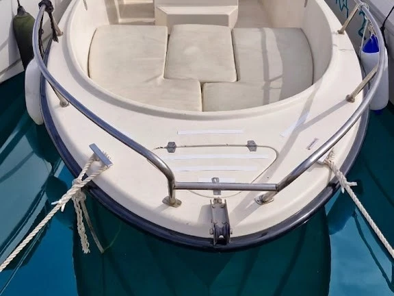 Omnia Omnia 600 charter bareboat or skippered in  Porto di Alghero