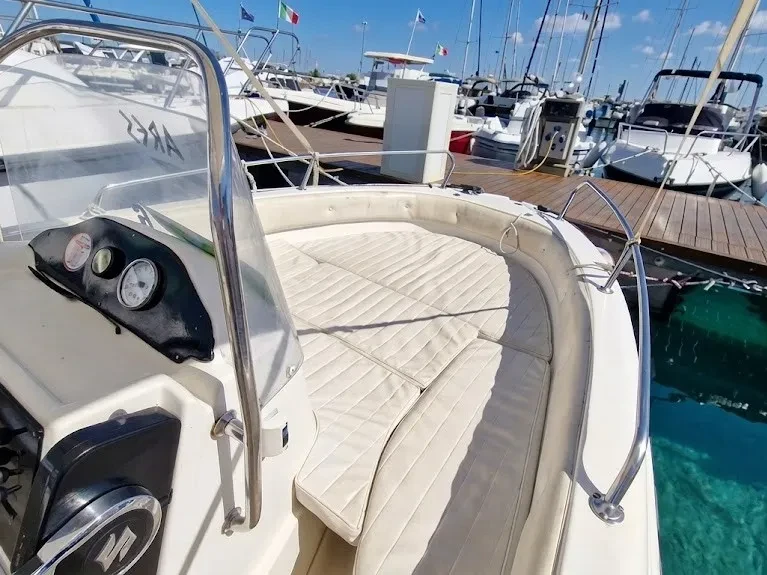 Motorboat hire in Porto di Alghero - Marinello marinello 520