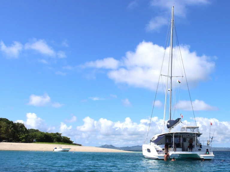 Yacht charter Nosy Be - Leopard Leopard 44 on SamBoat