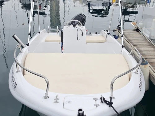 Motorboat hire in Alicante - Eatable 400