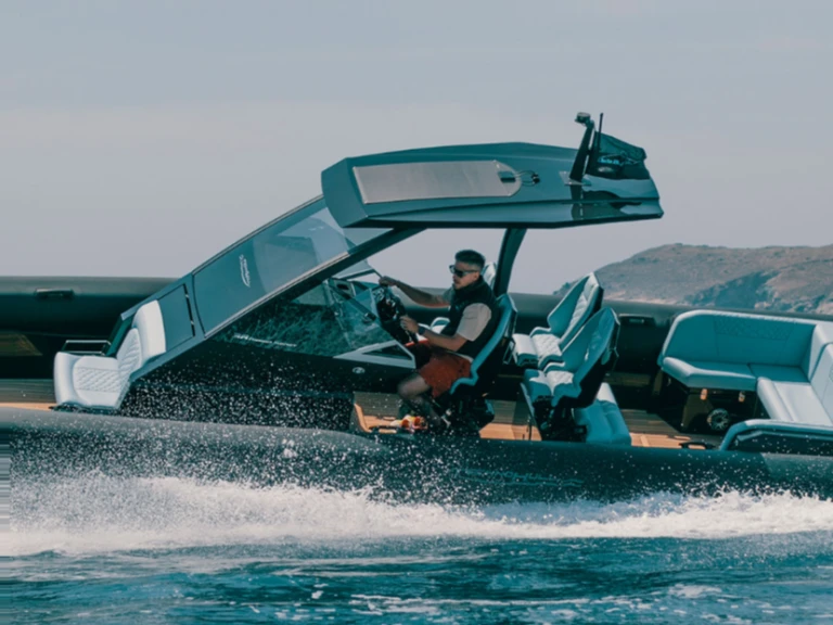 Hire RIB with or without skipper Technohull Kýthnos (City)