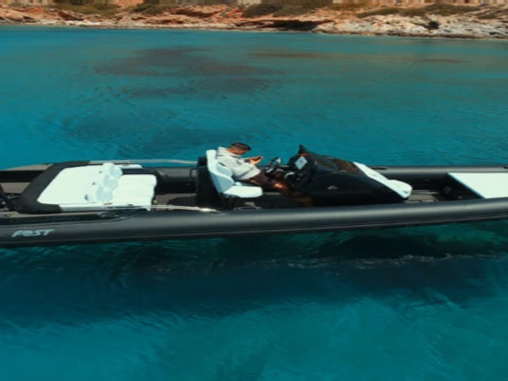 Yacht charter Kýthnos (City) - Fost Obsession 8,60 on SamBoat