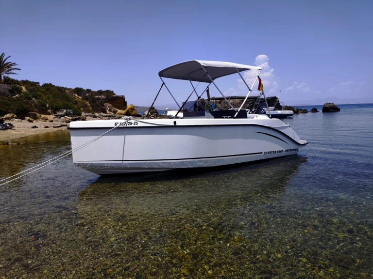 Hire Motorboat Astillero Fernández Hidalgo with a boat licence