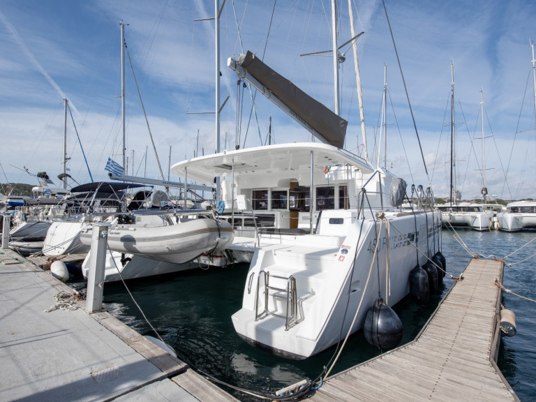 Lagoon Lagoon 450 F charter bareboat or skippered in  Lávrio