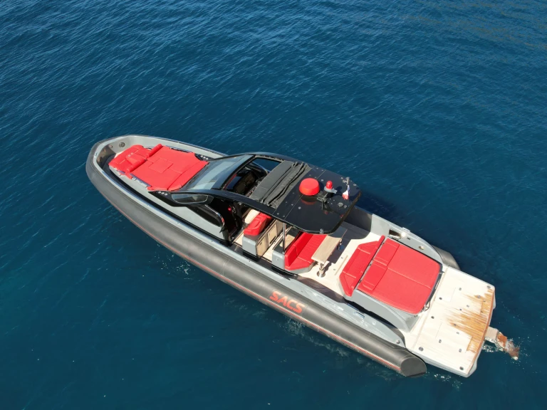 Hire a Sacs Rebel 47 Open Beaulieu-sur-Mer