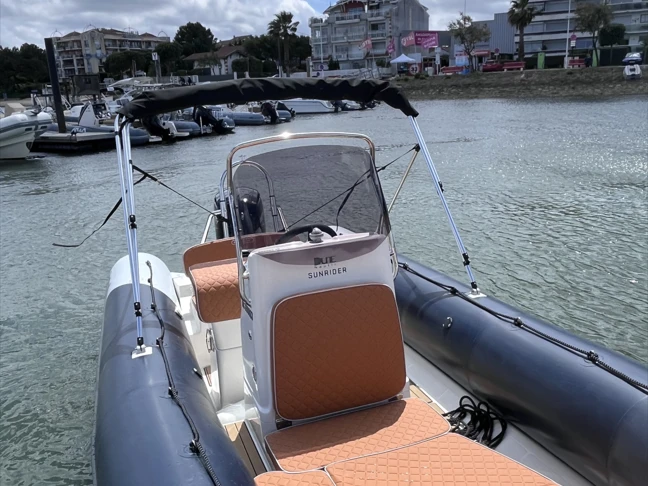 Yacht charter Arcachon - Bombard Sunrider 650 on SamBoat