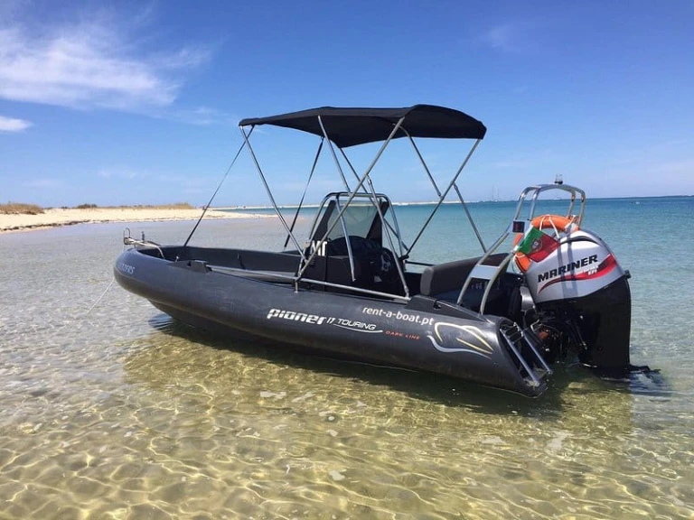 Yacht charter Olhão - pioner Touring 17 on SamBoat
