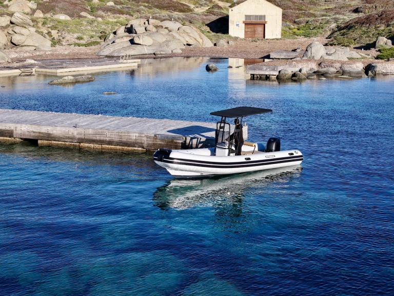 Hire RIB Novamarine with a boat licence