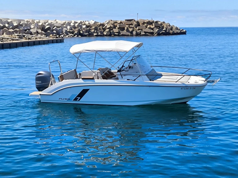 Yacht charter Marina de Palamós - Bénéteau Flyer 7 SUNdeck on SamBoat