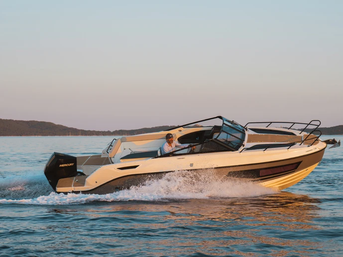 Yacht hire Palma de Mallorca cheap Activ 755 Cruiser