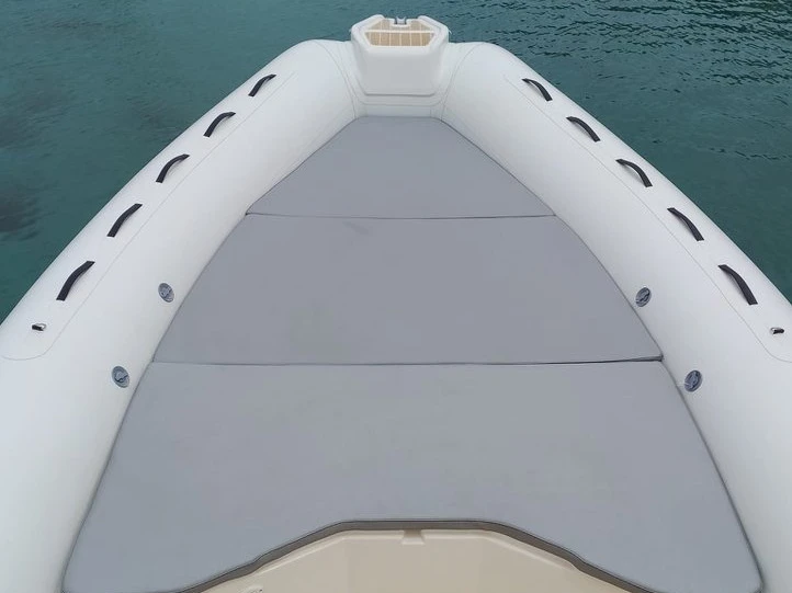 Motorboat to hire Cannigione at the best price